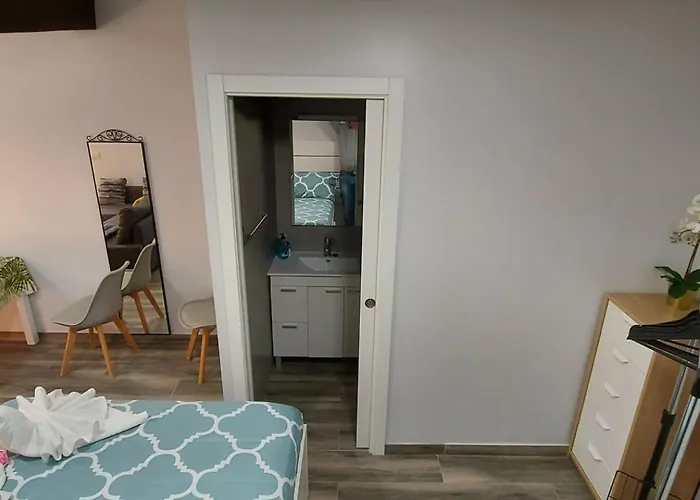 Apartamento Con Patio Cerca De La Playa